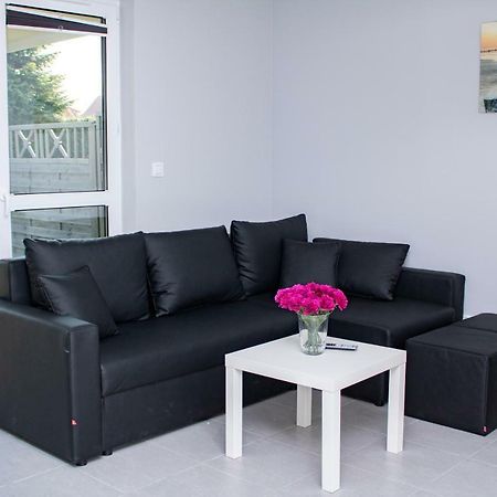 Apartament Z Ogrodkiem Тшенсач Экстерьер фото