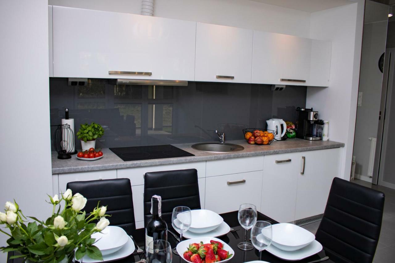 Apartament Z Ogrodkiem Тшенсач Экстерьер фото